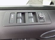 Land Rover Discovery 21