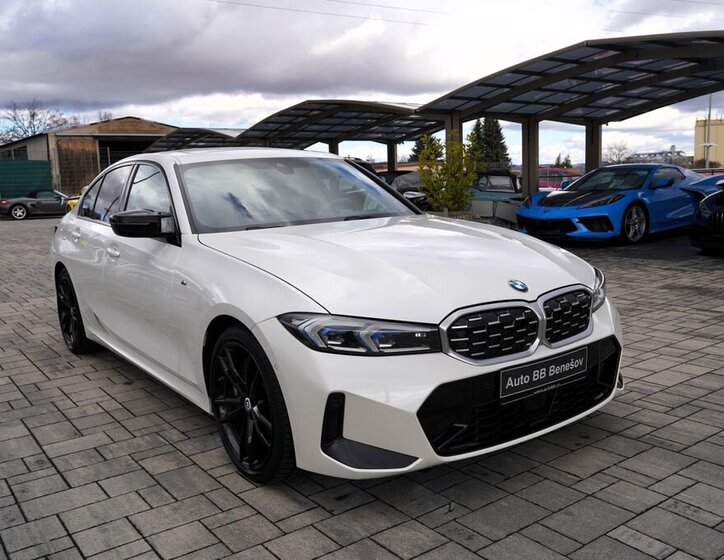 BMW Řada 3 Sedan 3,0 l 275 kw