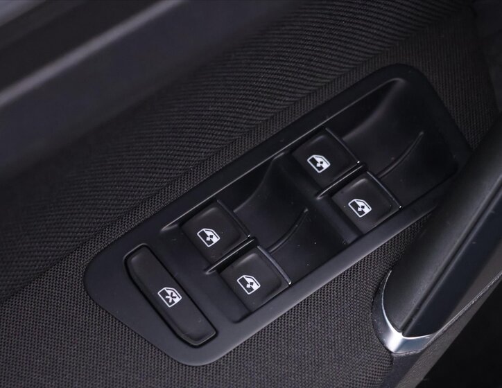 Volkswagen Golf Kombi 2,0 l 135 kw