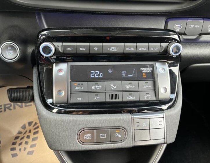 Hyundai Inster SUV / Terénní 0,0 84 kw