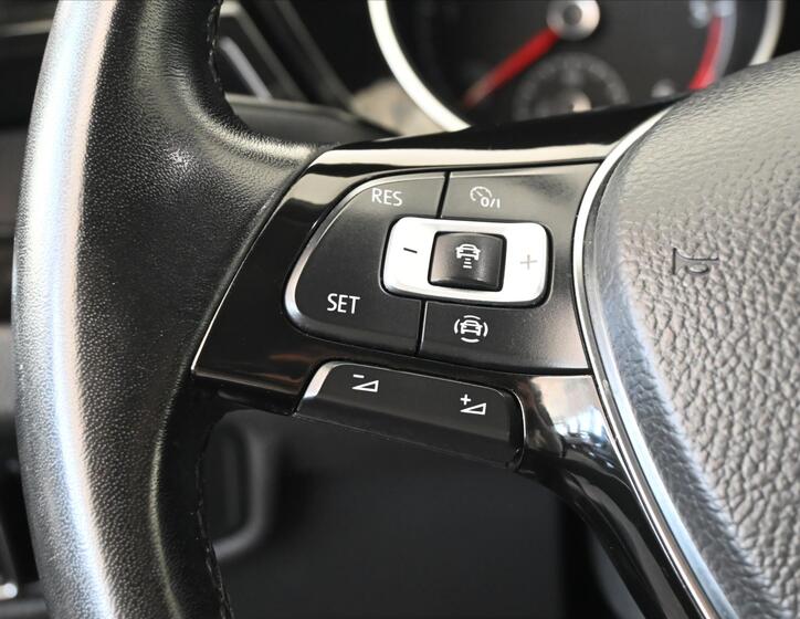 Volkswagen Touran 17