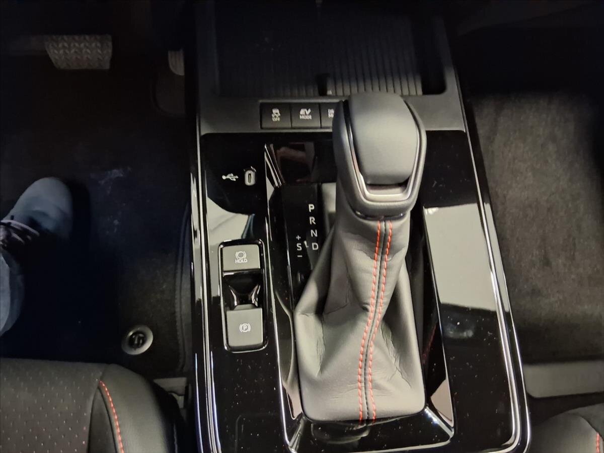 Toyota Corolla Cross SUV 2,0 l 131 kw