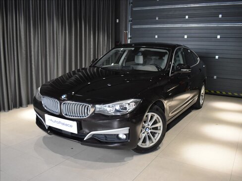 BMW Řada 3 Sedan / Limuzína 2,0 l 135 kw