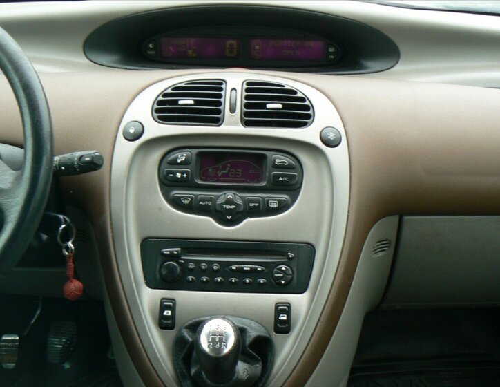 Citroën Xsara Picasso 11