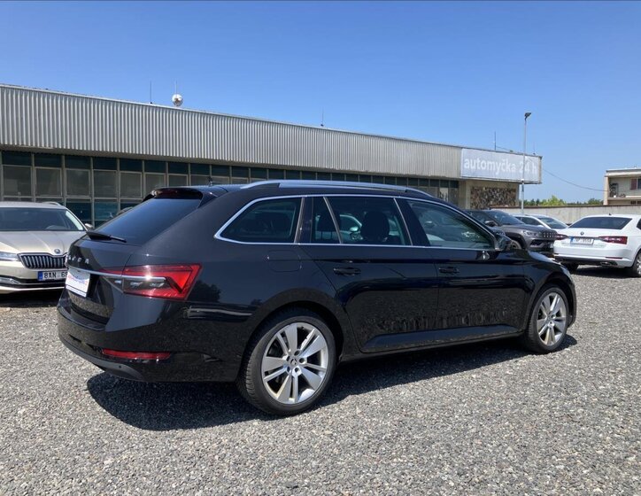 Škoda Superb Kombi 2,0 l 110 kw