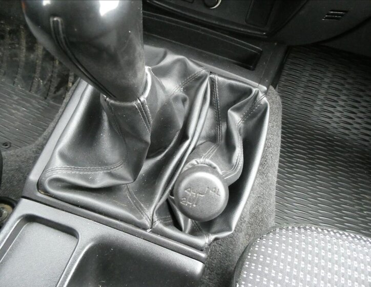 Mitsubishi L200 Pick-up 2,5 l 100 kw