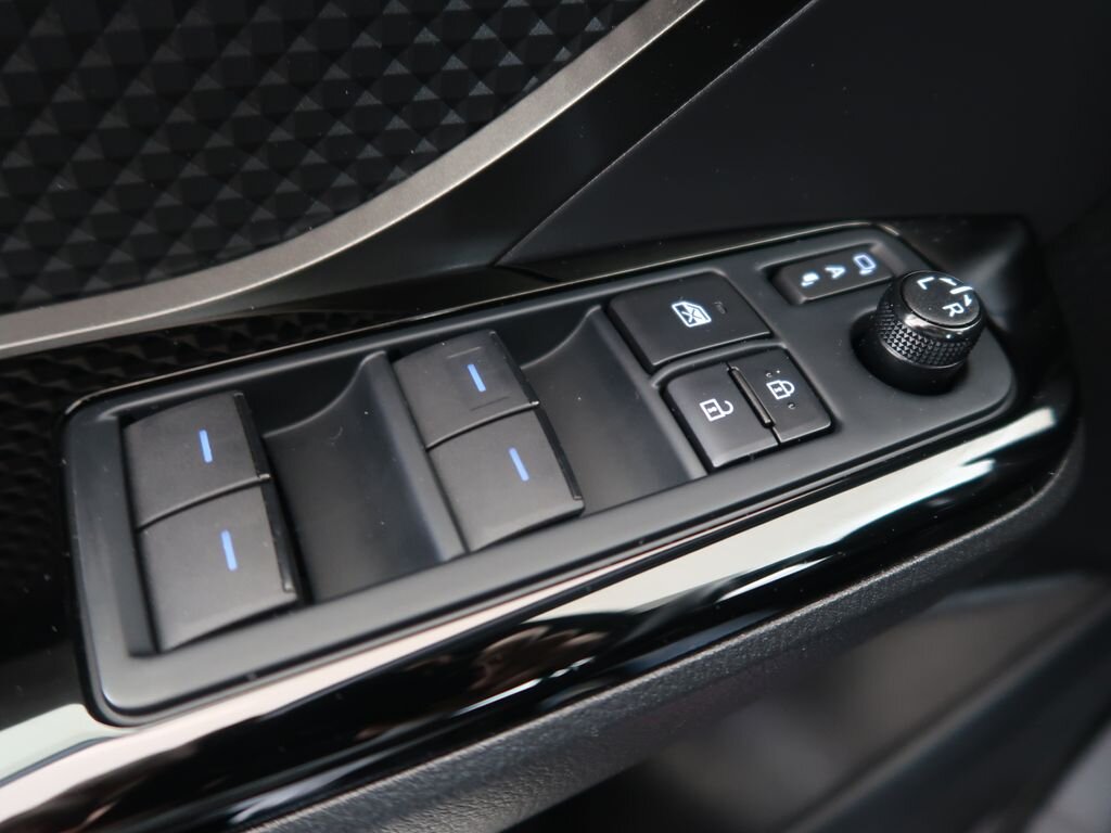 Toyota C-HR SUV 2,0 l 112 kw