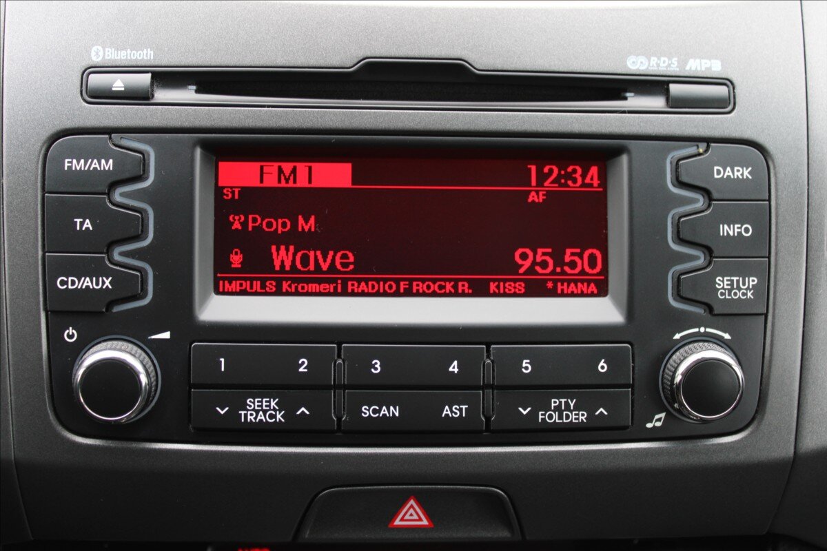 KIA Sportage SUV 2,0 l 120 kw