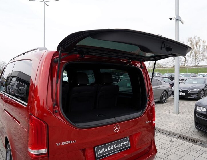 Mercedes-Benz Třídy V MPV 2,0 l 176 kw
