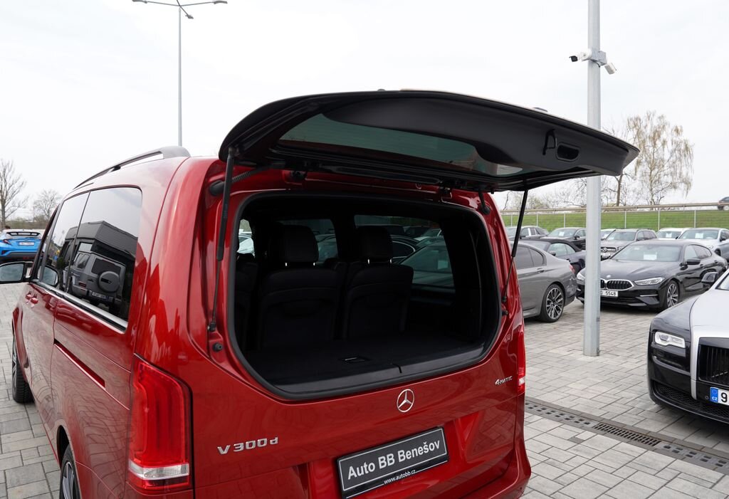 Mercedes-Benz Třídy V MPV 2,0 l 176 kw