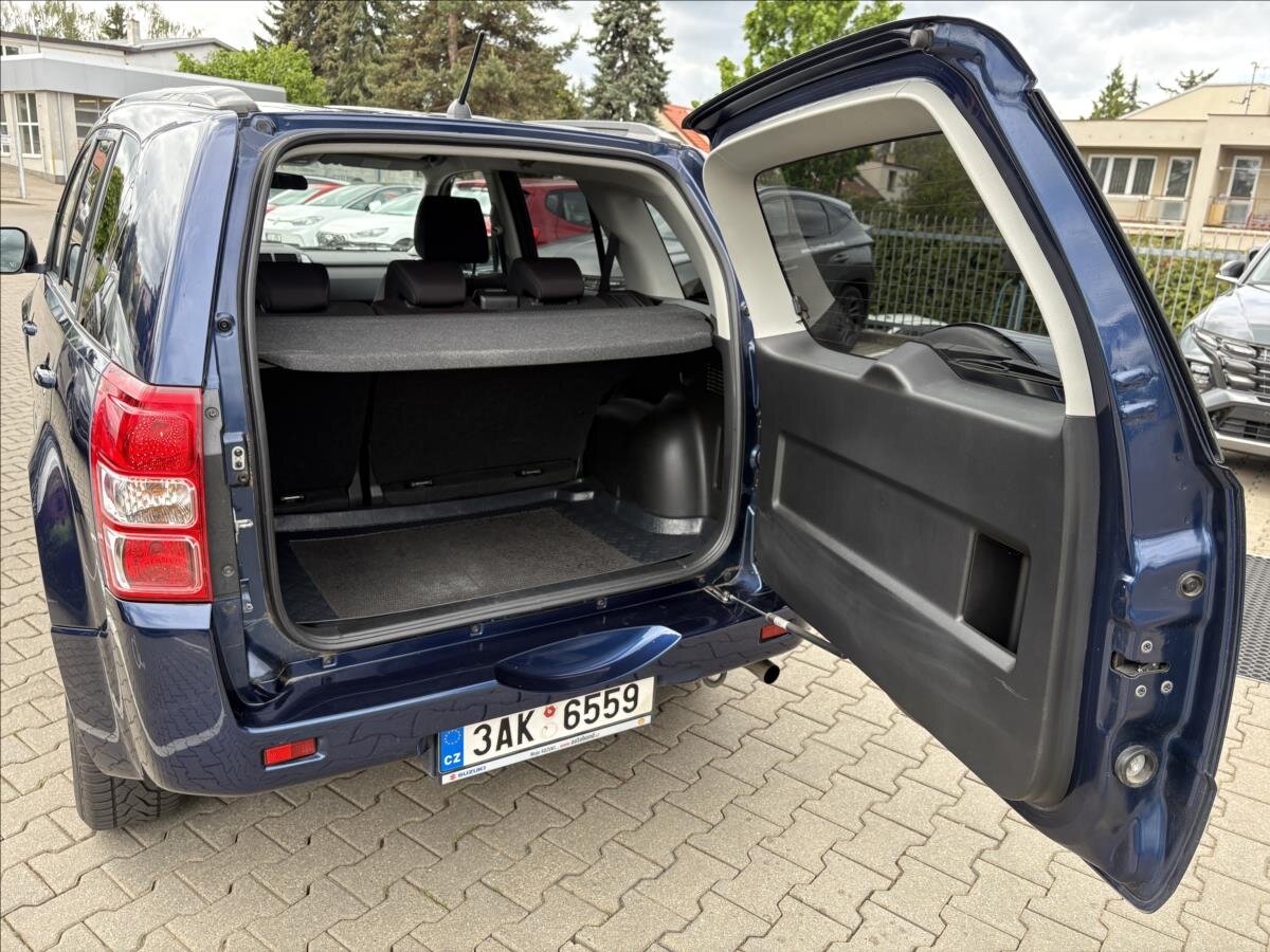 Suzuki Grand Vitara SUV / Terénní 2,4 l 124 kw