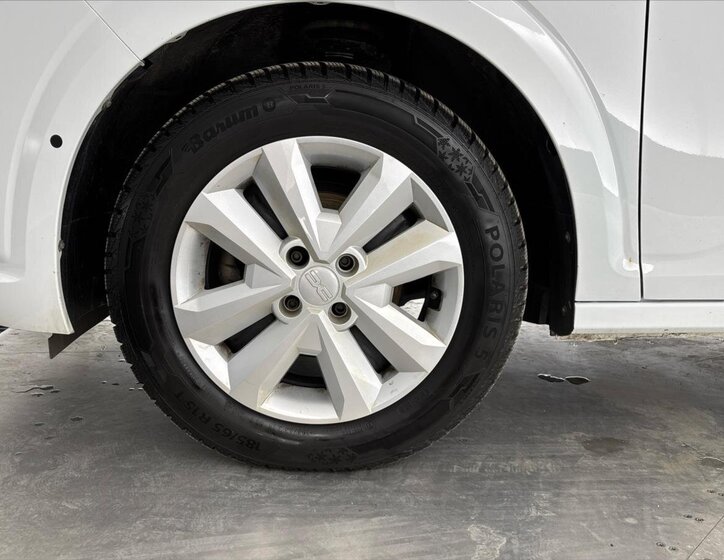 Dacia Sandero Hatchback 999,0 67 kw