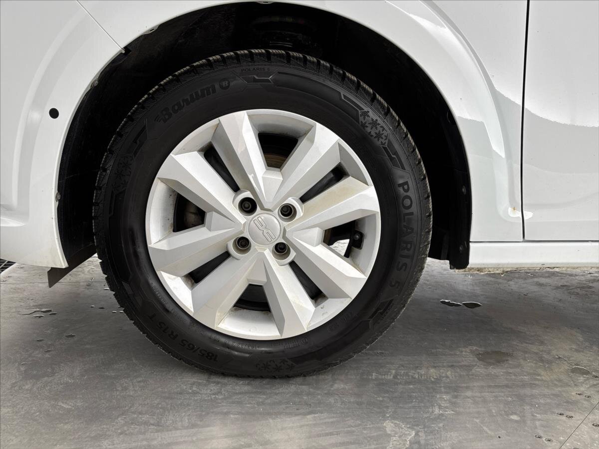 Dacia Sandero Hatchback 999,0 67 kw