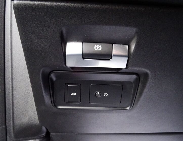 Land Rover Discovery Sport 20