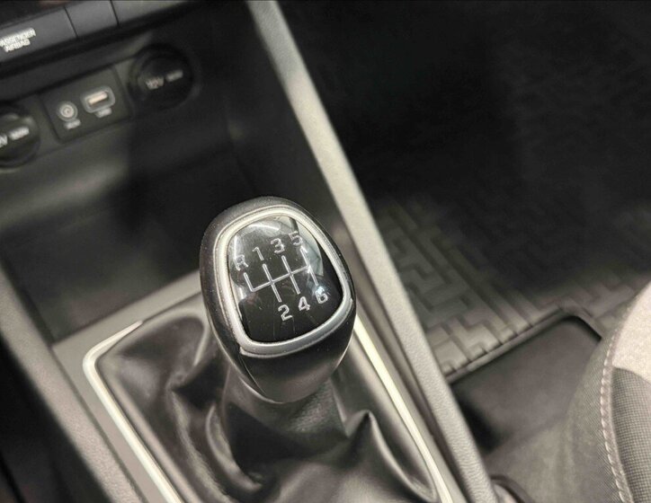 Hyundai i20 Hatchback 1,4 l 73 kw