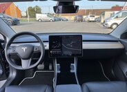 Tesla Model 3 19