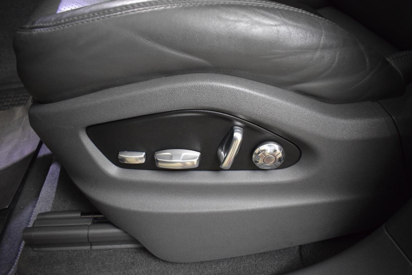 Porsche Cayenne SUV 3,0 l 250 kw