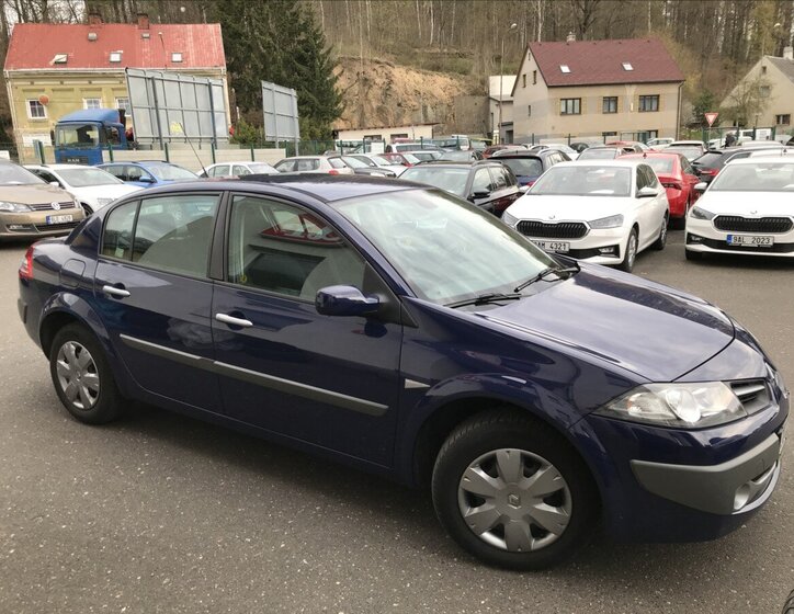 Renault Mégane Sedan / Limuzína 1,4 l 72 kw