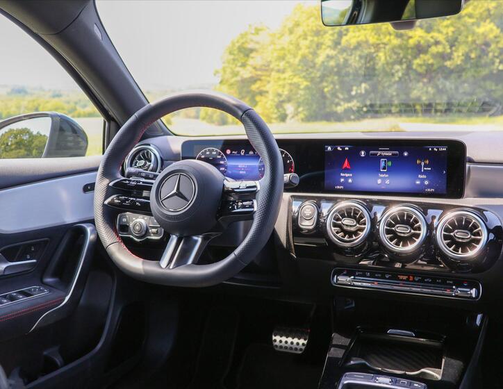 Mercedes-Benz Třídy A 33