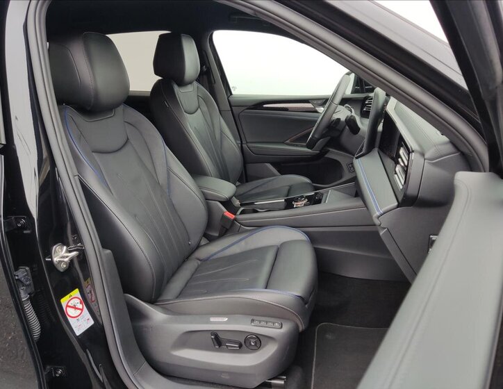 Volkswagen Tiguan SUV / Terénní 1,5 l 130 kw