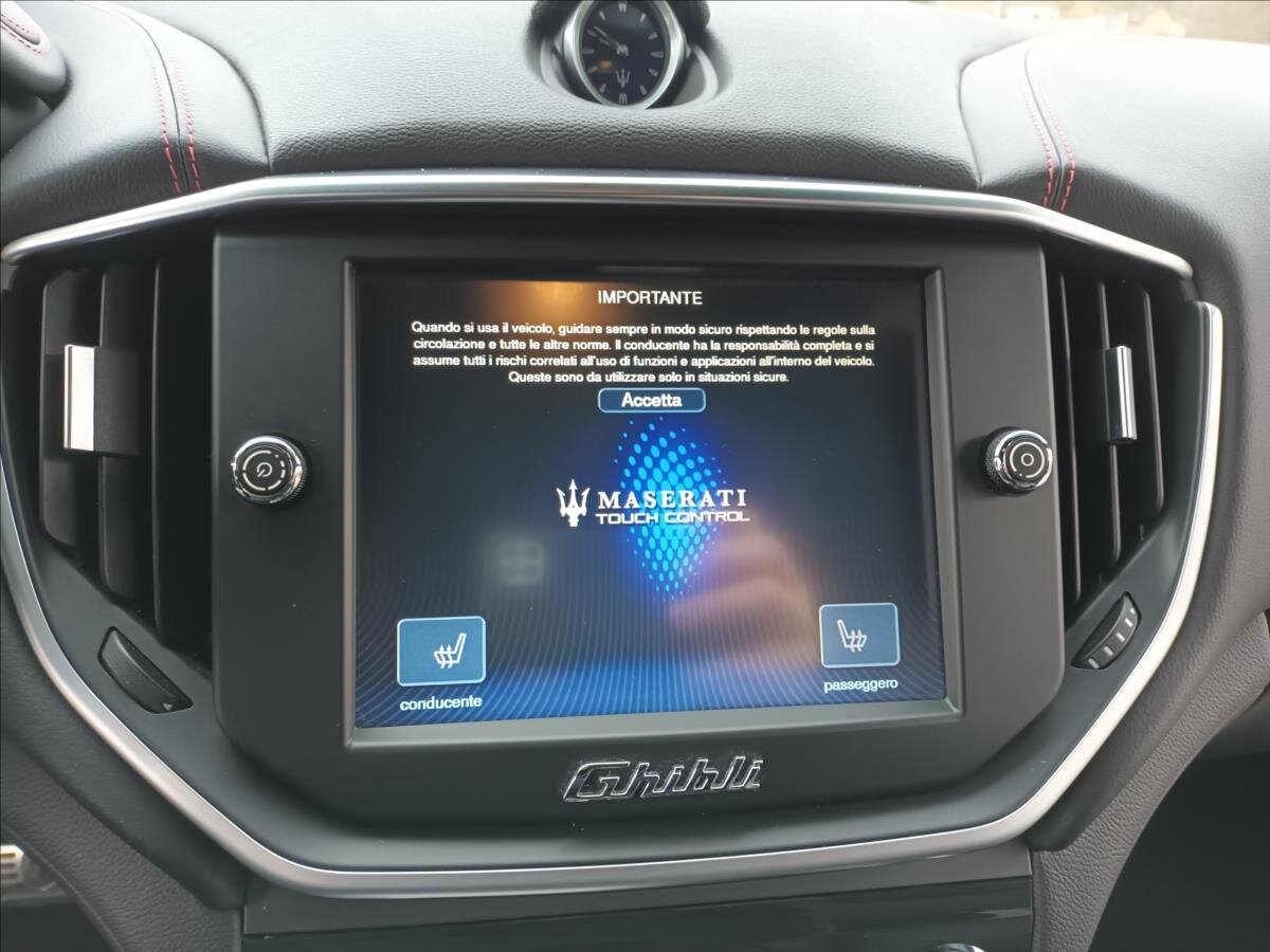 Maserati Ghibli Sedan 3,0 l 243 kw