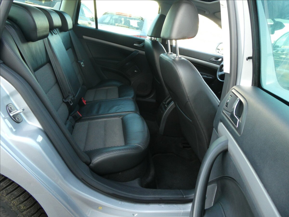 Škoda Octavia Kombi 2,0 l 103 kw