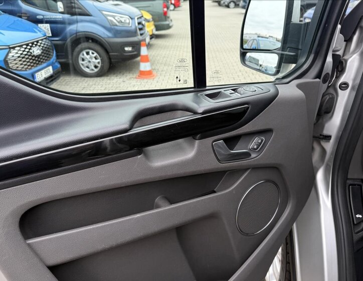Ford Tourneo Custom Ostatní 2,0 l 136 kw