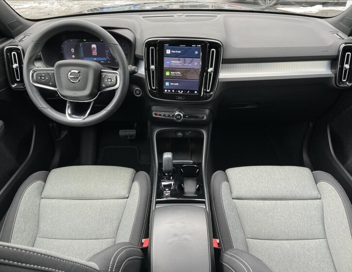 Volvo XC40 SUV 2,0 l 145 kw