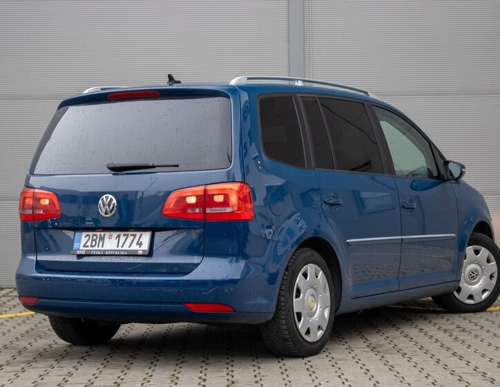 Volkswagen Touran 5