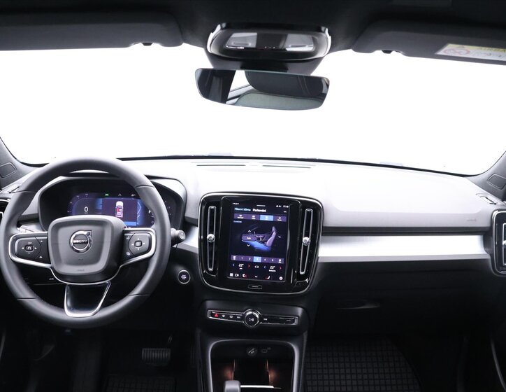 Volvo XC40 SUV 2,0 l 145 kw