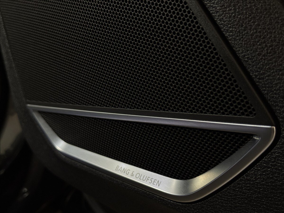 Audi Q3 SUV 2,0 l 140 kw