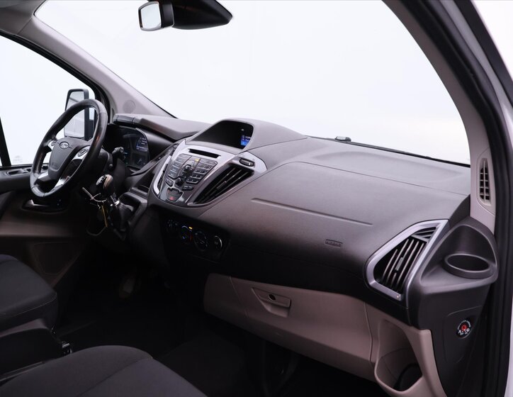 Ford Tourneo Custom Kombi 2,0 l 125 kw