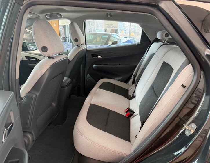 Chevrolet Bolt Hatchback 0,0 149 kw