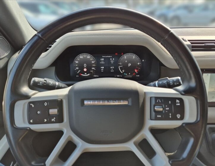 Land Rover Defender SUV / Terénní 3,0 l 147 kw