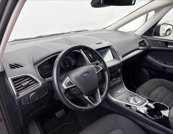 Ford Galaxy VAN / Minibus 2,5 l 110 kw