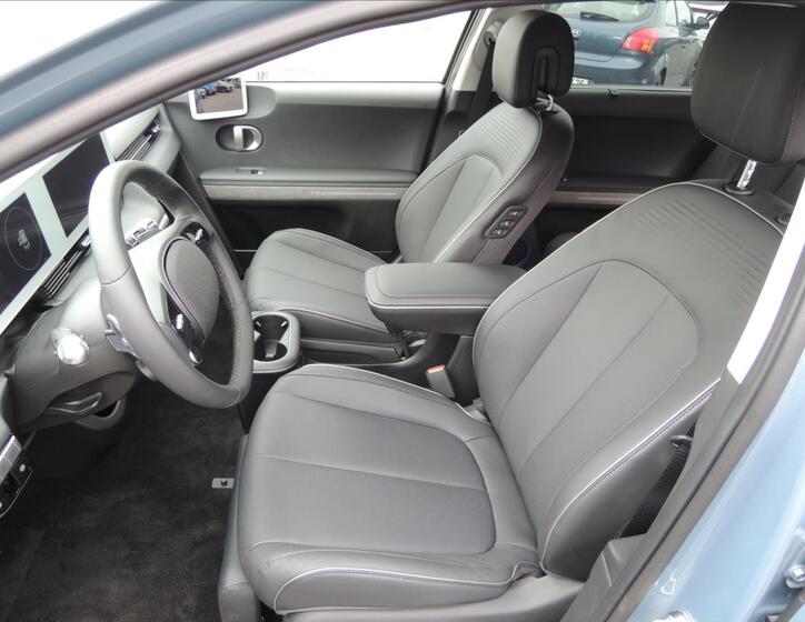 Hyundai Ioniq 5 12