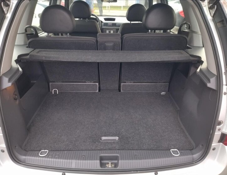 Opel Meriva MPV 1,4 l 66 kw