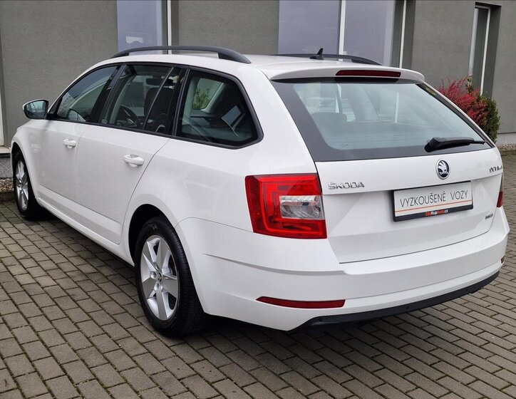 Škoda Octavia 8