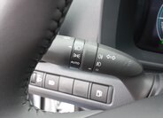 Toyota C-HR CUV / Crossover 1,8 l 72 kw