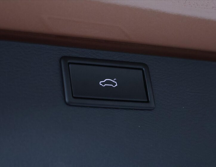 Volkswagen Multivan Kombi 2,0 l 146 kw