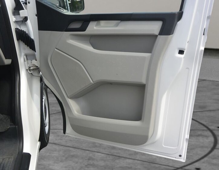 Volkswagen Transporter Valník 2,0 l 103 kw