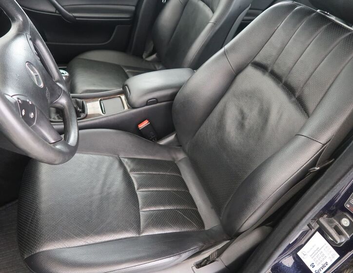 Mercedes-Benz Třídy C 9