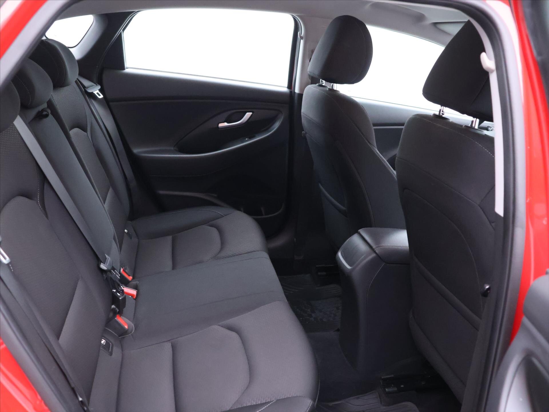 Hyundai i30 Liftback 1,6 l 100 kw