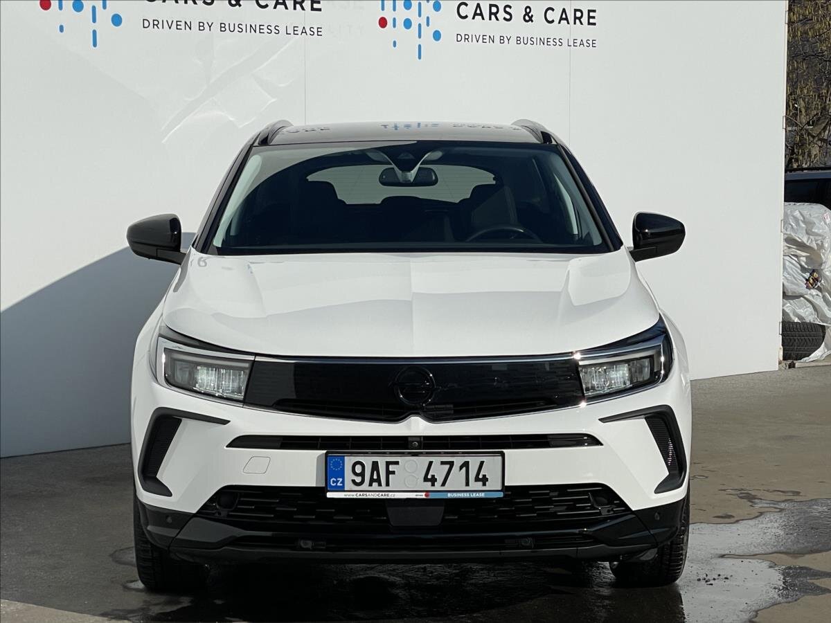 Opel Grandland SUV / Terénní 1,5 l 96 kw