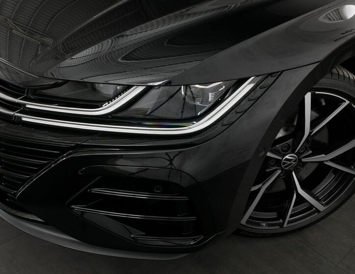 Volkswagen Arteon Kombi 2,0 l 235 kw