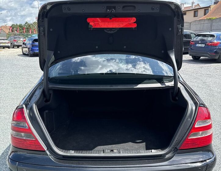 Mercedes-Benz Třídy E 21