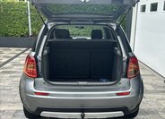 Suzuki SX4 Hatchback 2,0 l 99 kw