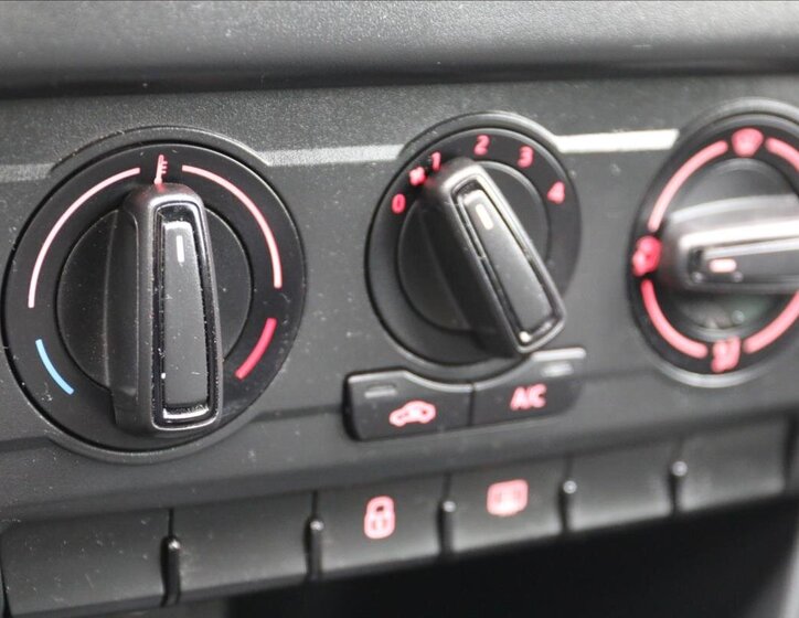 Seat Toledo Sedan / Limuzína 1,2 l 81 kw