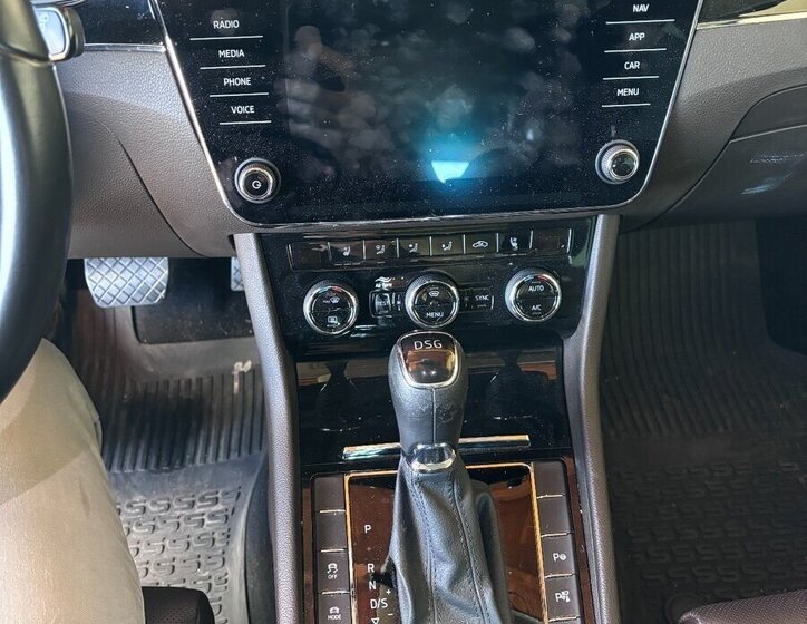 Škoda Superb Sedan / Limuzína 0,0 0