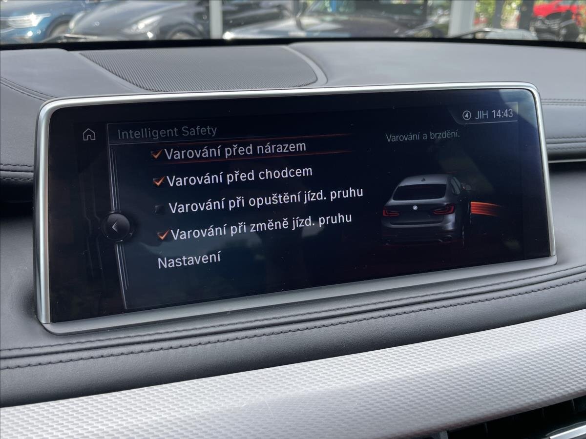 BMW X6 SUV 3,0 l 230 kw